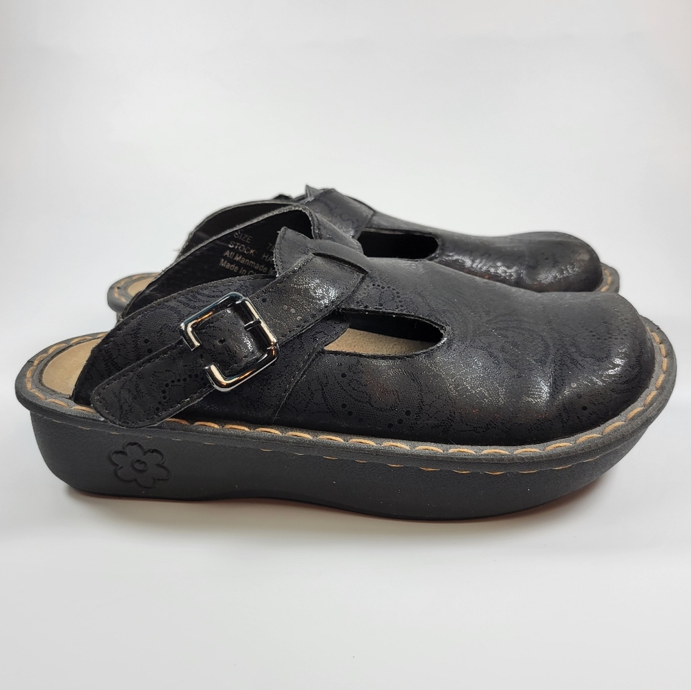 Kagen Womens Comfort Slip On Clogs Black Size 7
